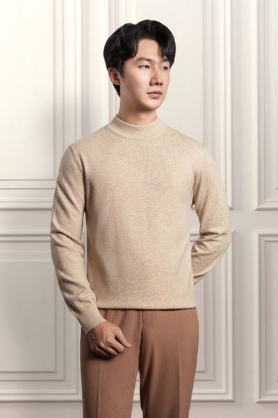 Áo len cổ tròn màu nâu Adam Store - AL085