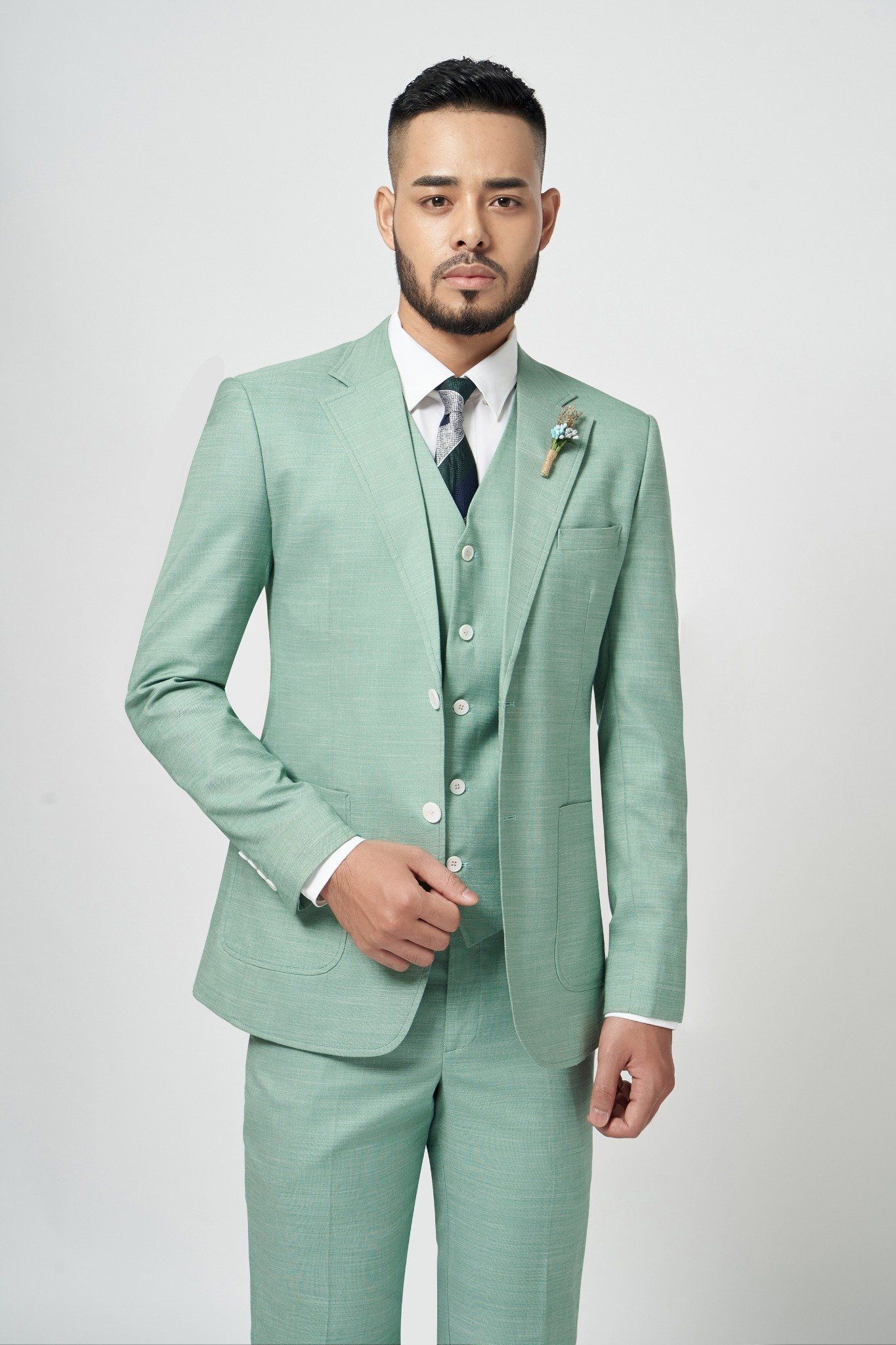 Bộ vest nam xanh lá nhạt  Hoài Giang shop