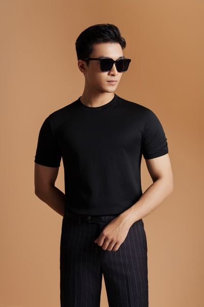 Áo phông ngắn tay đen trơn ADAM STORE - AP147D