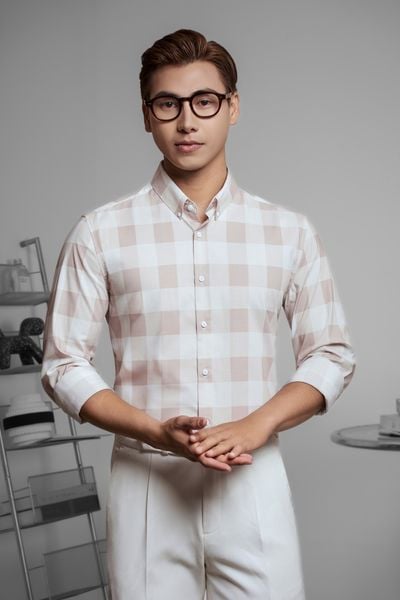 Áo Sơ Mi Dài Tay Màu Be Kẻ Caro Adam Store - SMC112