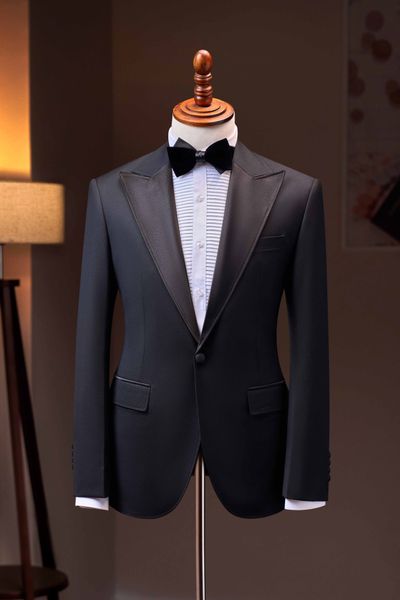Áo vest đen vân cổ ve nhọn 1 hàng khuy The Tuxedo - TXV329