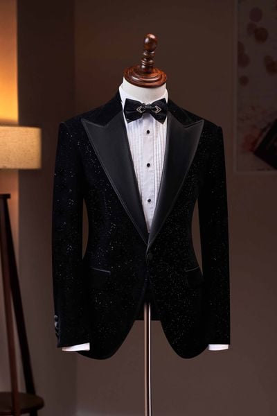 Vest nhung đen lấp lánh cổ ve nhọn 1 hàng khuy The Tuxedo - TXVN24