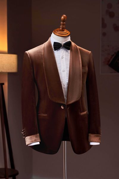 Áo vest nâu nhung cổ sam 1 hàng khuy The Tuxedo - TXVK09