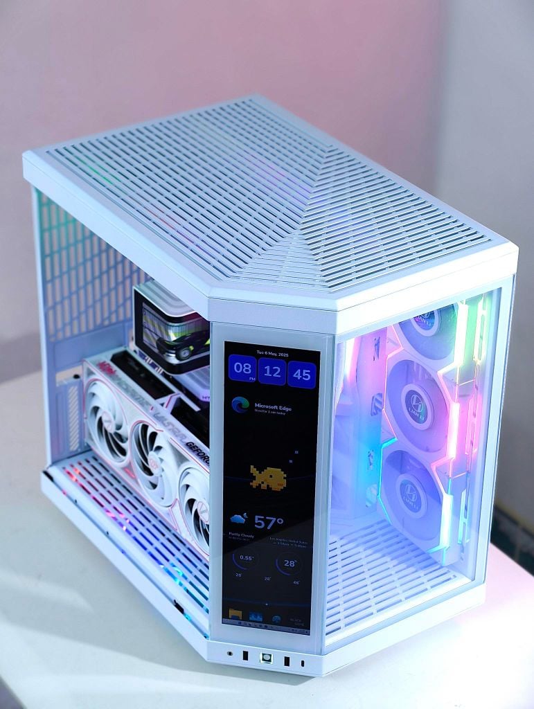 BỘ PC AMD HOTGEAR SNOWSTORM Z RYZEN 7 - X870E | R7 9800X3D | 96GB 6400MHZ | RTX 5080 16GB