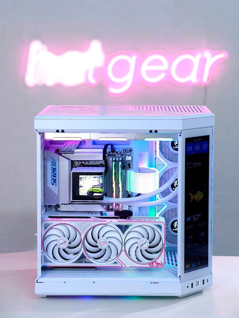 BỘ PC AMD HOTGEAR SNOWSTORM Z RYZEN 7 - X870E | R7 9800X3D | 96GB 6400MHZ | RTX 5080 16GB