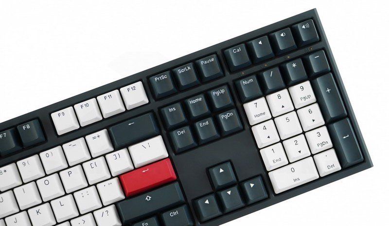 Bàn phím cơ Ducky One 2 Tuxedo Red Switch