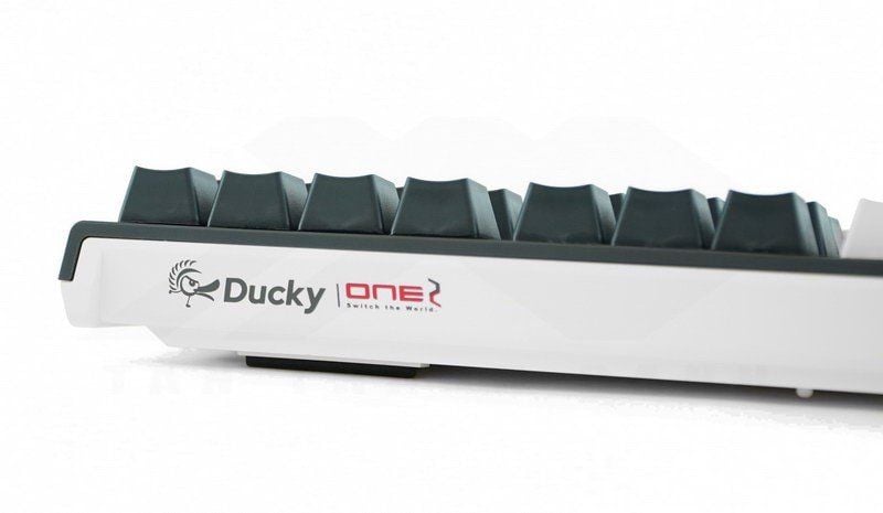 Bàn phím cơ Ducky One 2 Tuxedo Red Switch