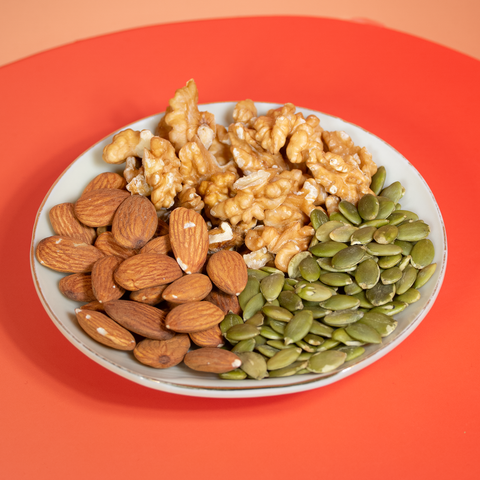  Mix Nhân Hạt Khô Nhập Khẩu Smile Nuts Hộp 255g 