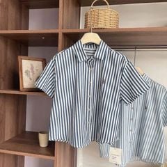 LEN1033 ÁO SƠMI SỌC TAY NGẮN THÊU GẤU (ĐẬM)