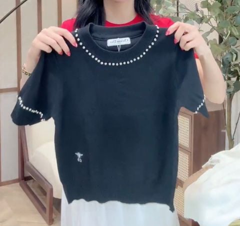 LEN1660- Áo len QC cổ đính đá Đen