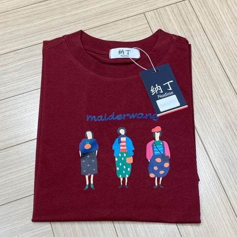 TUN0269 Áo thun in Maiderwang hình 3 cô gái Đỏ