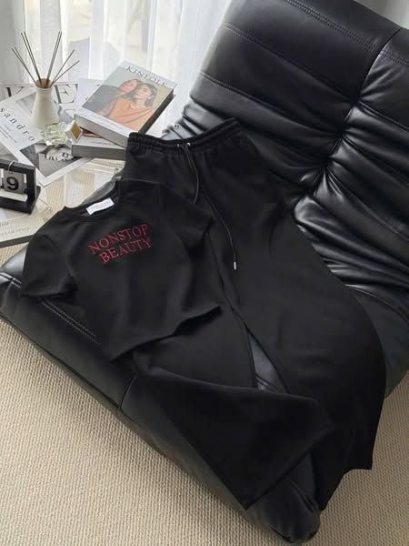 KS5025-Set áo thun croptop, quần suông Đen