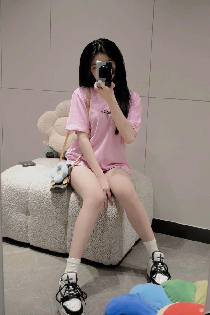 TQ3933-Áo thun in chữ Hồng (áo lẻ)