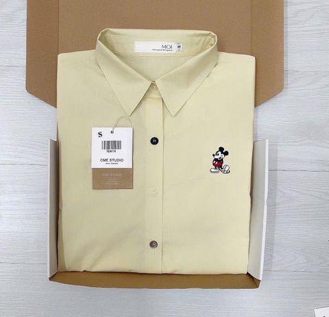 TQ3977-Áo sơ mi tay dài thêu micky Vàng (áo lẻ)