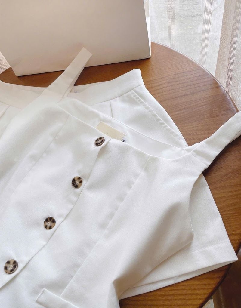 VGU9324-Set áo 2 dây, quần short Trắng