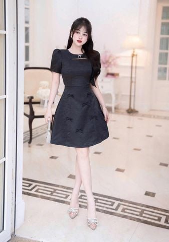 TQ3992-Đầm tay phồng tùng đính nơ Đen