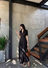 VGU9427-Đầm dài phối nút Đen