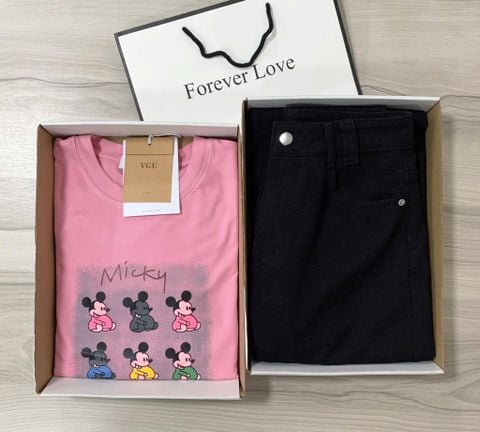 VGU9432-Set áo micky hồng , quần jean CC (2 món)