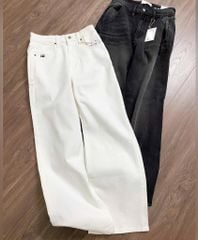VGU9558-Quần jean túi sau thêu logo Kem
