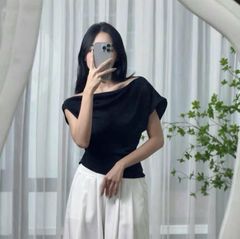 VRA0443-Áo Lụa lệch vai Đen (áo lẻ)