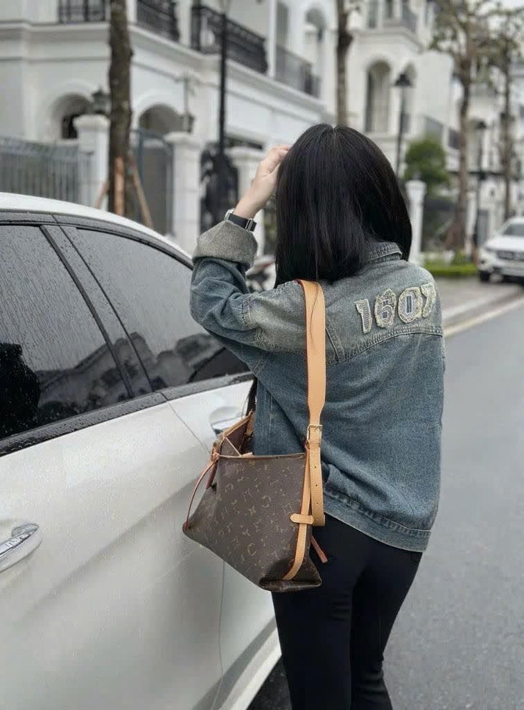 TB7734-Áo khoác Jean phối túi CC (áo lẻ)