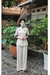 KS0402-Set đồ lam áo phối nút tàu thêu hoa sen, quần dài Kem