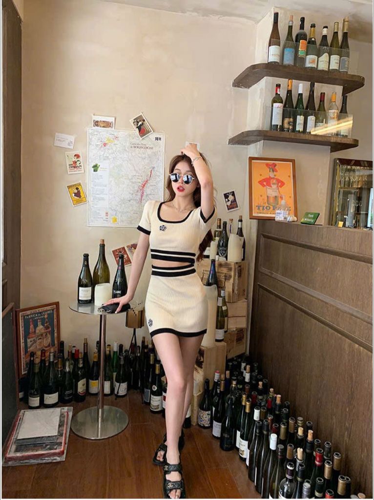 VGU9716-Set len dệt kim áo croptop+CV phối viền đính hoa CC