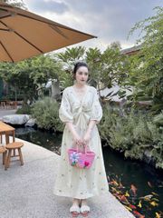 SKY7859-Đầm suông kiểu tay lỡ thêu thỏ Kem
