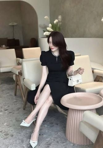TQ4066-Đầm ngắn phối nơ viền cổ đính đá Đen
