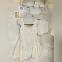 VGU9795 ĐẦM HOA THÊU NÚT BỌC (KEM)