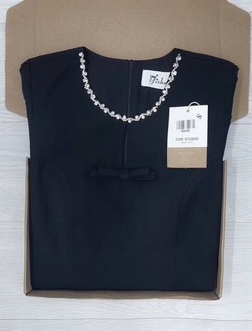 TQ4066-Đầm ngắn phối nơ viền cổ đính đá Đen