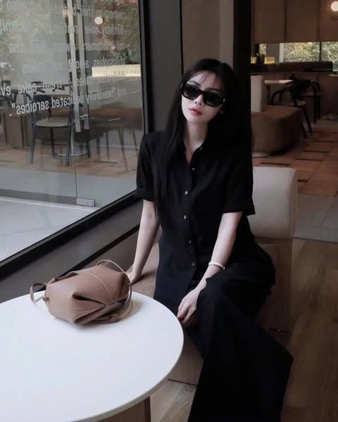TQ4068-Set basic áo sơ mi tay ngắn, quần suông Đen