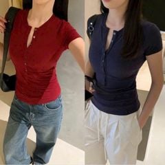 TB7844 ÁO THUN ĐÍNH NÚT ( ĐỎ )