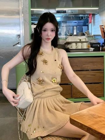 VGU9763 SET LEN ĐÍNH HOA + CHÂN VÁY ( NÂU)