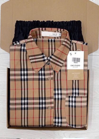 TQ4057-Set áo sơ caro nâu, quần short Đen