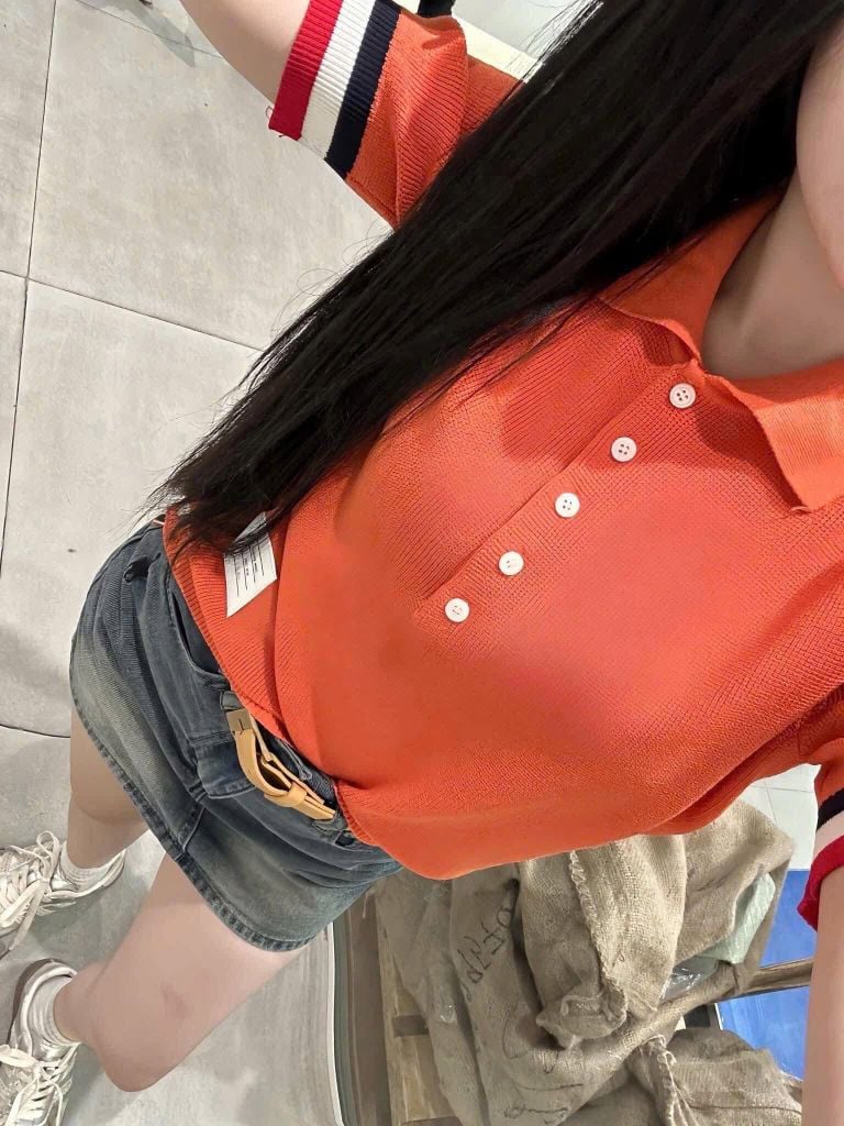 VGU9827-Áo len cổ polo tay phối sọc Cam (áo lẻ)