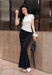 VGU9811-Set áo body họa tiết tim, CV đuôi cá Đen