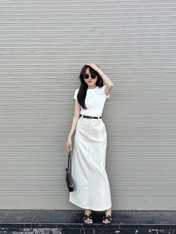 TB7975-Chân váy dài +nịt Kem