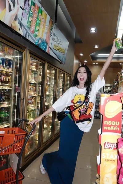 SKY7942-Set áo thun trắng in hình, CV dài Xanh