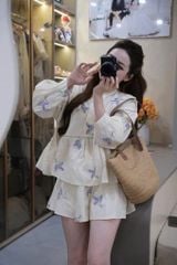 TQ4101-Set áo kiểu cổ phối ren tròn, quần short Kem