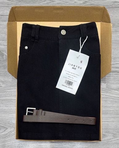 TB7953-Chân váy ngắn + nịt Đen