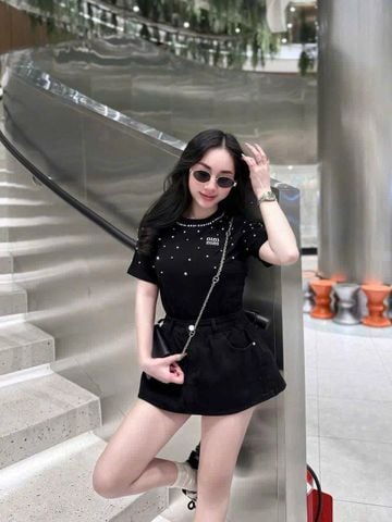 TB7707-Set áo thêu chữ đính đá, CV ngắn Đen (full đen)