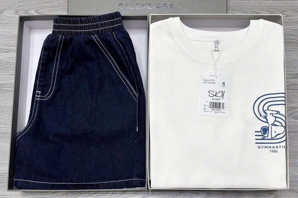 SKY7921-Set áo thun trắng in chữ 2 mặt, quần short jean Xanh