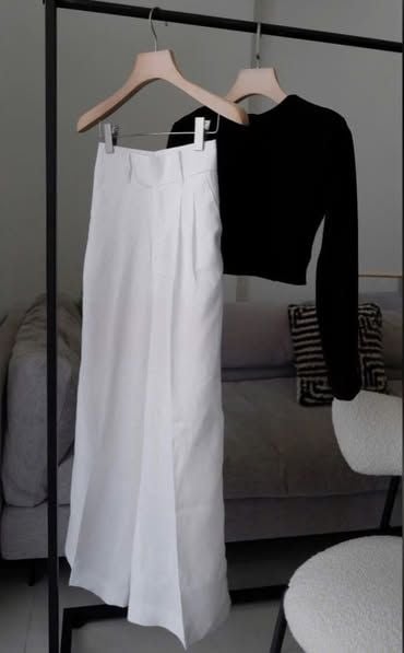 VRA0527-Set áo croptop tay dài đen, quần suông Trắng Kem