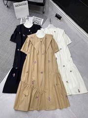SKY7976-Đầm suông cổ nhọn thêu hoa CC Đen