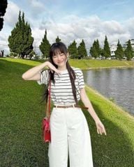 VRA0528-Set áo thun sọc thêu ngựa, quần jean Trắng (2 món)