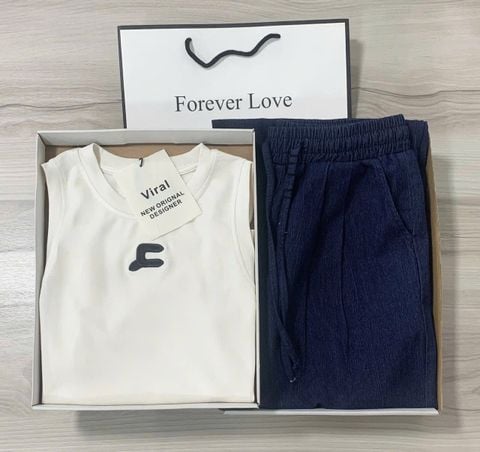 VRA0531-Set áo sát nách thêu logo, quần suông Xanh