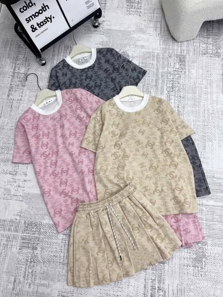 TB7897-Set áo +CV ngắn xếp ly họa tiết nổi Da