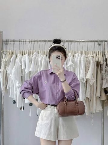 KS0584-Set áo sơ mi thêu gấu, quần short linen Kem+Nịt (áo tím)