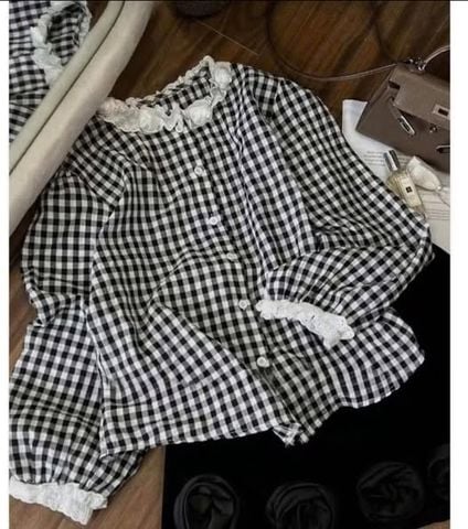 KS0610-Áo sơ mi caro cổ viền ren đính hoa (áo lẻ)